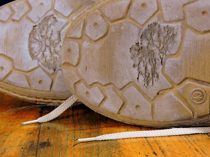 worn, consumed, shoe, sole, old, walk, throw