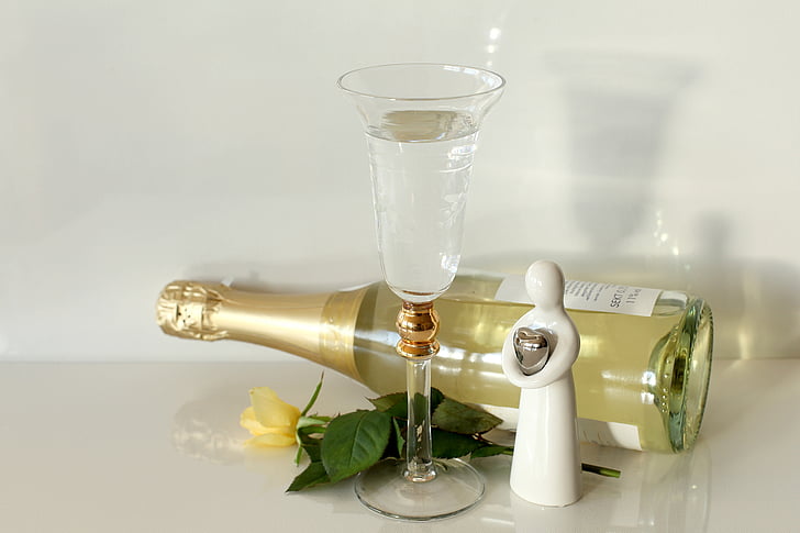 bottle of sparkling wine, solemnly, guardian angel, prosecco, happy, congratulations, champagne