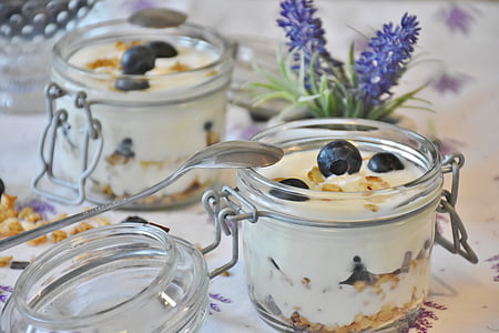 yogurt, berries, blueberries, dessert, milk, food, fruits