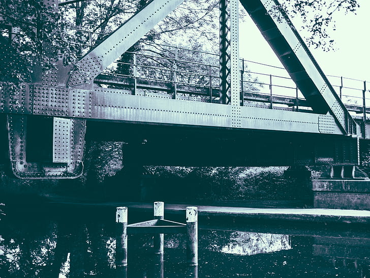Architektūra, juoda ir balta, tiltas, ryšio, purvinas, atspindys, upės