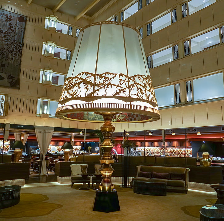 โรงแรมกิมมอนด์เกียวโต, ญี่ปุ่น, ล็อบบี้, โคมไฟขนาดใหญ่, โรงแรมแลนด์มาร์ค, ตกแต่ง, สถาปัตยกรรม