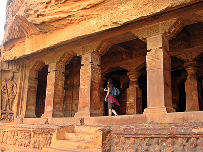Badami, jeskynní chrámy, písek kámen, Indie, Karnátaka, náboženské, svátek