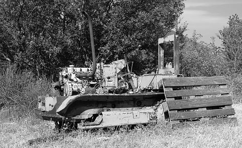 bulldozer, carcass, scrap, vintage, black and white