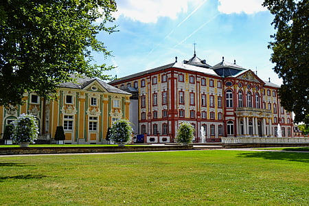 Bruchsal, slott, Baden-württemberg, Tyskland, barock, platser av intresse, gräs