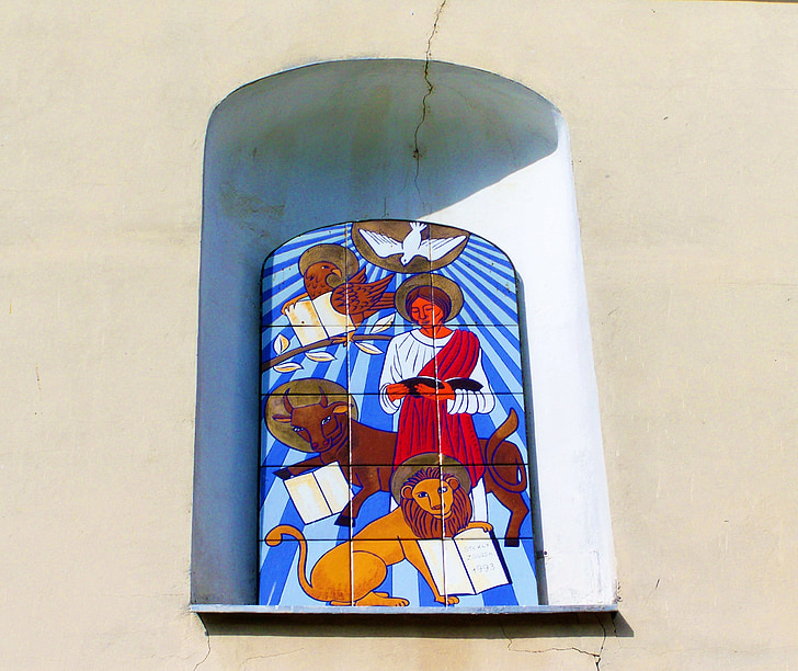 mozaik csempe, templom ablak mellé, ikon