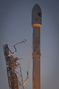SpaceX, raket, flyvning