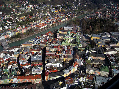 Innsbruck, Ausztria, Európa, város, építészet, épület, úttest