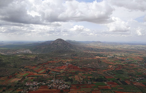 Nandi bakker, landskab, Deccan plateau, Karnataka, Indien