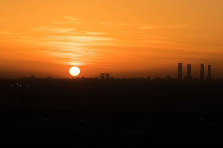 sol, posta de sol, capvespre, paisatge, Madrid, llum de fons