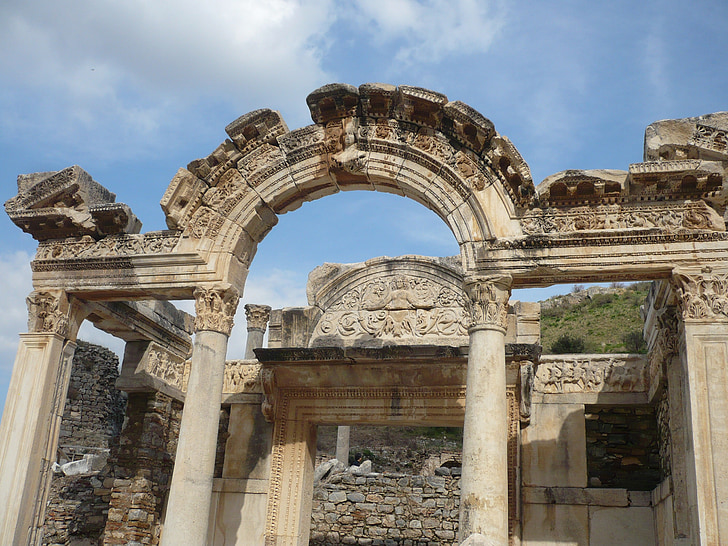 Turcija, Ephesus, senatne, celsus bibliotēka, drupas, sagrauto pilsētu, kolonnveida