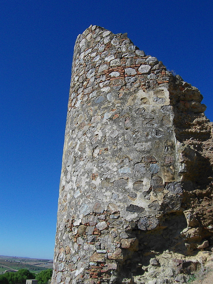 Azuaga, Château, les ruines, tour