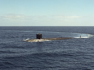 sous-marin, États-Unis marine, piston de l’USS, croisière, surface, mer, horizon