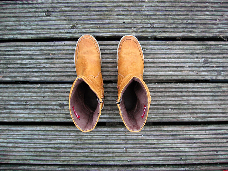 黄色靴子, 木材, 去, 鞋子