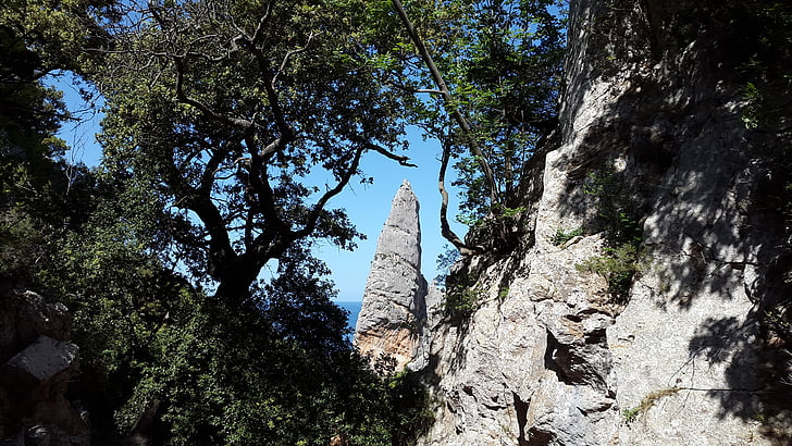 Aguglia di goloritzè, Cala goloritzè, Pinnacle, górą Monte caroddi, Rock, strome, Sardynia