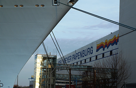 Meyer skibsværft, ozeanriese, skibsværft, Papenburg Tyskland, store