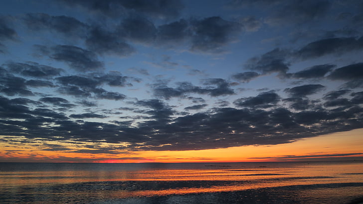 západ slnka, more, Západ more, reflexie, večernej oblohe, farbenpracht, oblaky