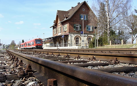 hermaringen, VT 650, dzelzceļa stacija, brenz dzelzceļa, kbs 757, vilciens, dzelzceļš