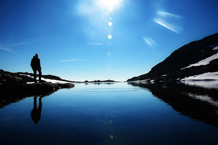 dağ gölü, kişi, uzun yürüyüşe çıkan kimse, Highlands, Görünüm, güneş ışığı, siluet