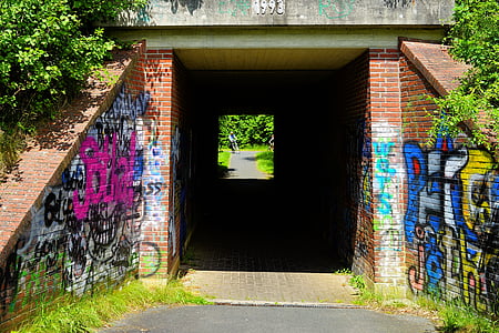 túnel, paso subterráneo, ciclistas, peatonal, tránsito, federal street, sombrío