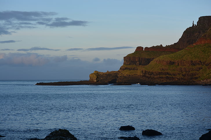 Giant tautas causeway, Ziemeļīrijas Apvienotā Karaliste, akmeņi, klinšu veidošanās, daba, unseco, jūra