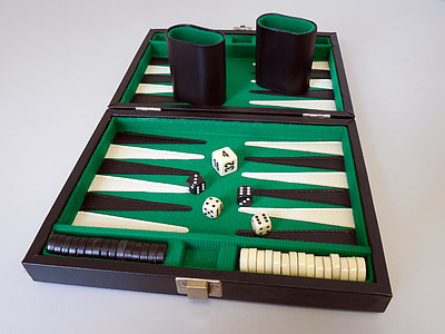 Backgammon, spill, brettspill, spillebrettet, kube, strategi