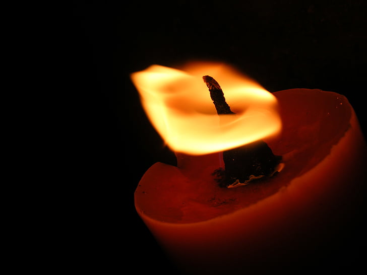 svece, ceru, ka, gaisma, liesma, uguns - dabas parādība, dedzināšana, reliģija