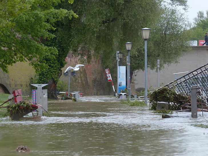 air yang tinggi, Danube, Ulm, bencana, kehancuran, jalan, dataran banjir Sungai