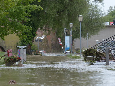 marée haute, Danube, Ulm, en cas de catastrophe, destruction, route, plaine inondable de la rivière