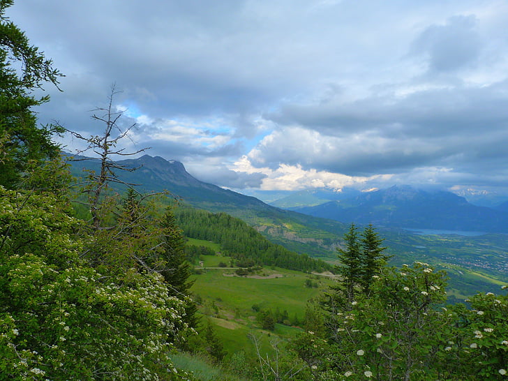krajobraz, Natura, góry, Alpy, Hautes alpes, niebo, chmury