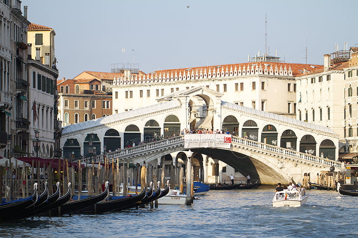 Most, Benátky, Taliansko, kanál, žalúzie, kanálov