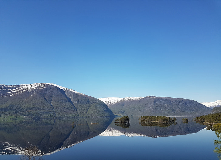 hornindalsvatnet, Norvegia, munte, Lacul
