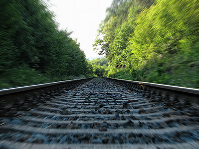 carriles de, ferrocarril de, vías del ferrocarril, vías del tren, pistas, en movimiento