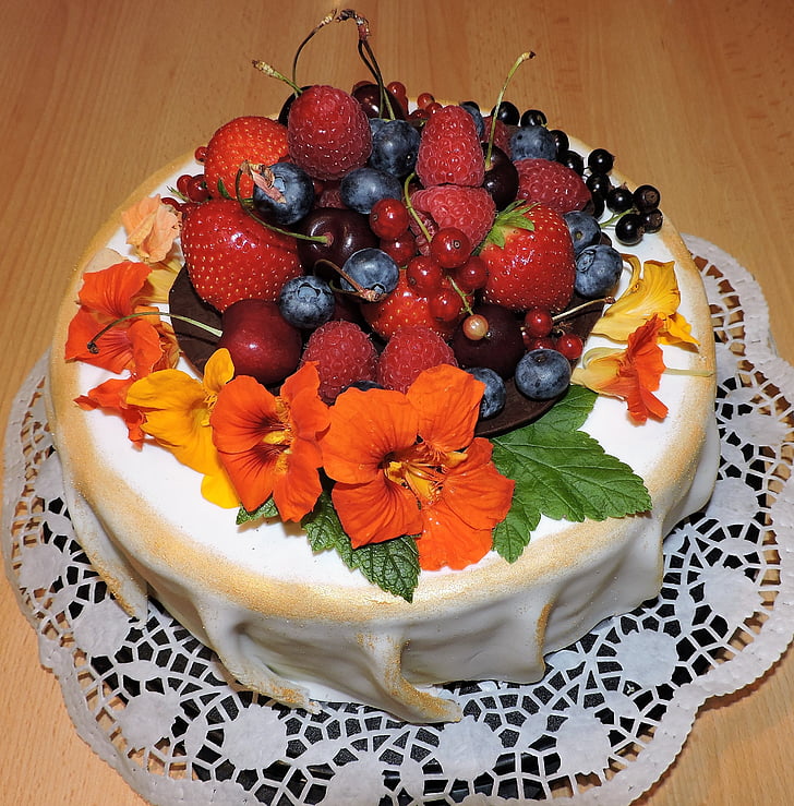 cake, fruits, cherries, blueberries, currants, nasturtium, fondant