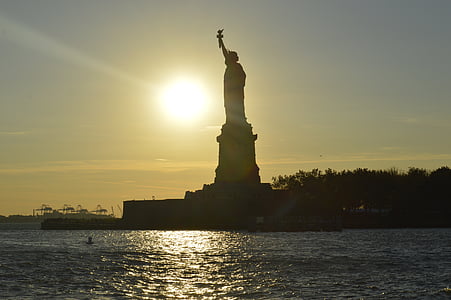 Статуя свободы, Нью-Йорк, Нью-Йорк, Нью-Йорк, Нью-Йорк, США, город