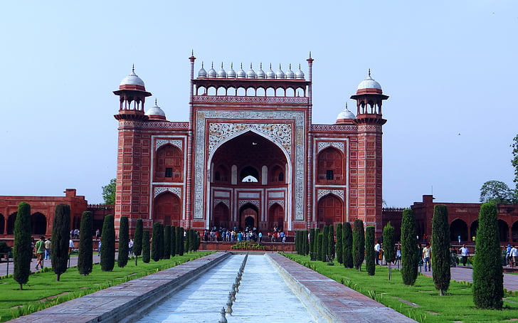 de grote poort, Taj mahal, darwaza-i-rauza, binnen mening, Agra, India