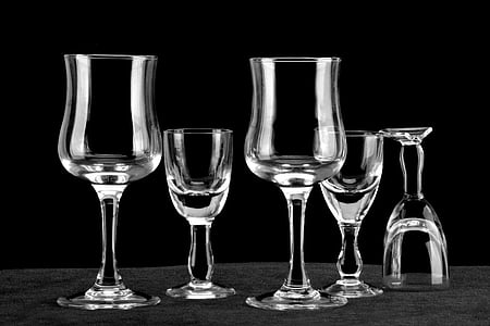 vidre, fons negre, ratlles blanques, calze, Copa de vi negre, Wineglass, got d'aigua
