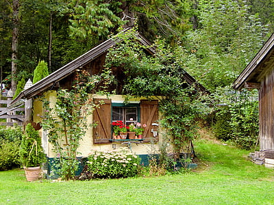 Casetta da giardino, Casa della strega, Haunting, misterioso, Cottage, lodge in foresta, eremita