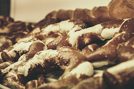 pretzels, pretzel, bavarian, tradition, baked goods, bread, roll