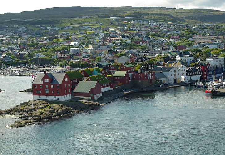 Färöarna, Thorshavn, hamn, båtar