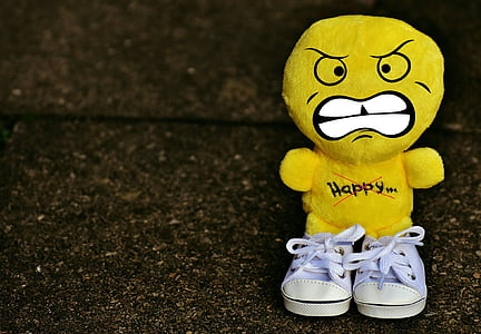 Smiley, mal, chaussures de sport, drôle, émoticône, émotion, jaune