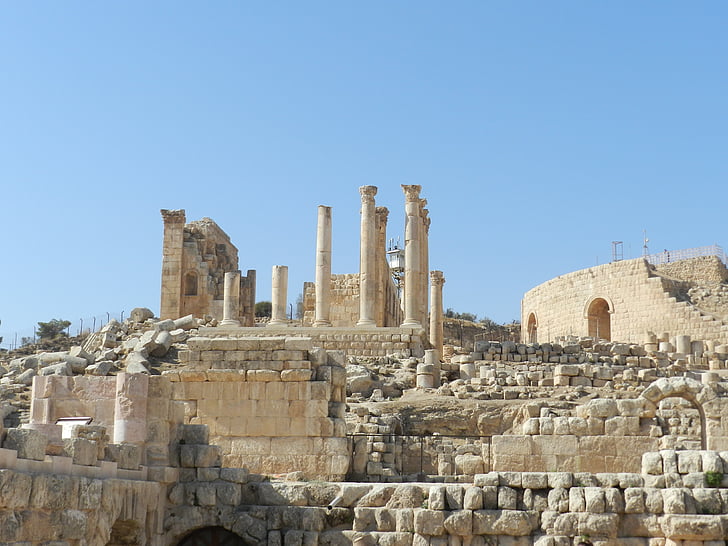 a római kori oszlopok, Jerash, Kenya, Jordánia