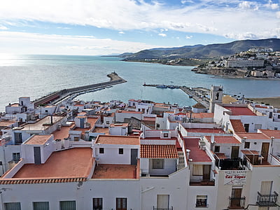 Port, morze, Peñíscola, ludzie, panoramiczny widok, niebo, chmury