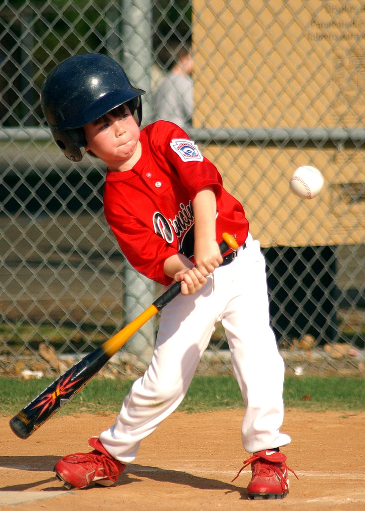 baseball, Little League-ben, ütő, denevér, játékos, fiú, sisak