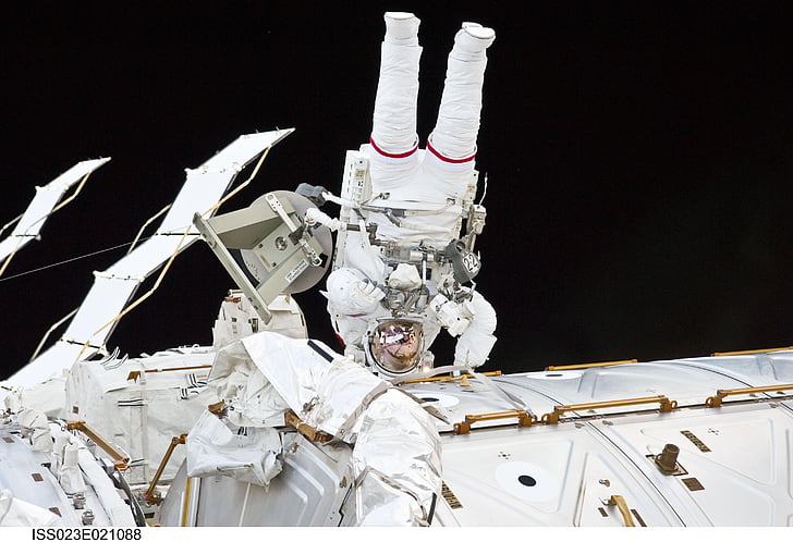 astronautas, Tarptautinė kosminė stotis, ISS, erdvę kostiumas, spacesuit, erdvėje vaikščioti, kosminę erdvę