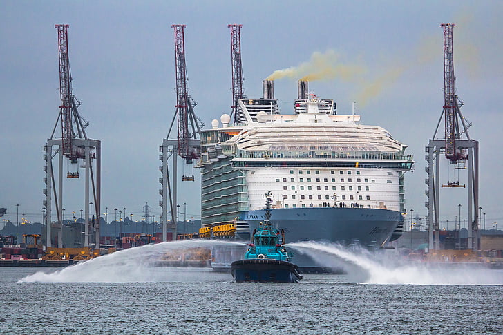 Cruiser, harmonijo na morju, Southampton, pristanišča, Navtična plovila, prevoz, vode