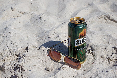 lunettes de soleil, bière, plage, sable, été, vacances, mer Baltique
