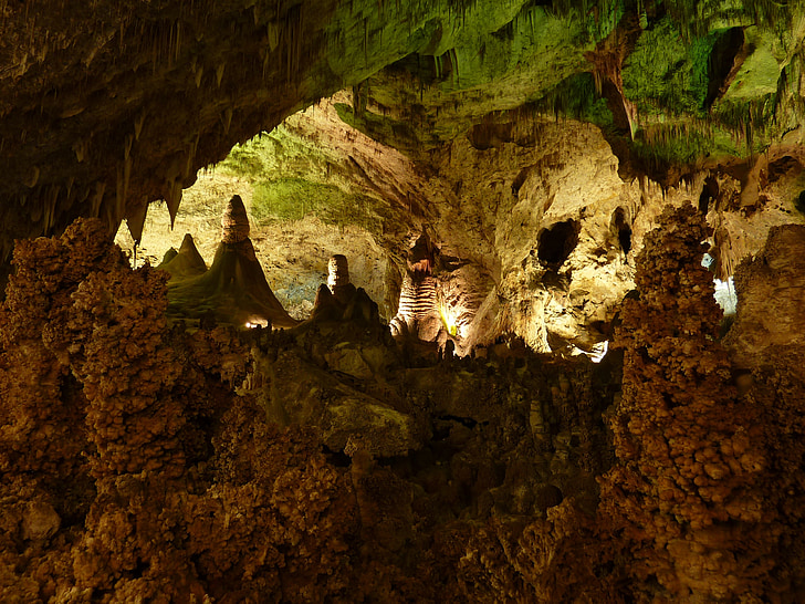carlsbad, carlsbad caverns, stalactite cave, stalactites, stalagmites