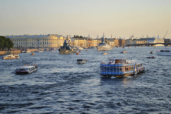St petersburg, Rusia, Râul Neva, apa, barci, nave, ţărmului