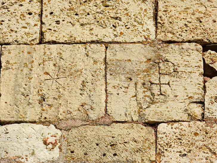 blokken, Stonecutter mark, steen gesneden, Romaanse