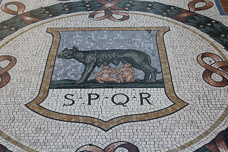 mosaico de, Milán, Roma, la loba, Rómulo, Remo, Lombardía